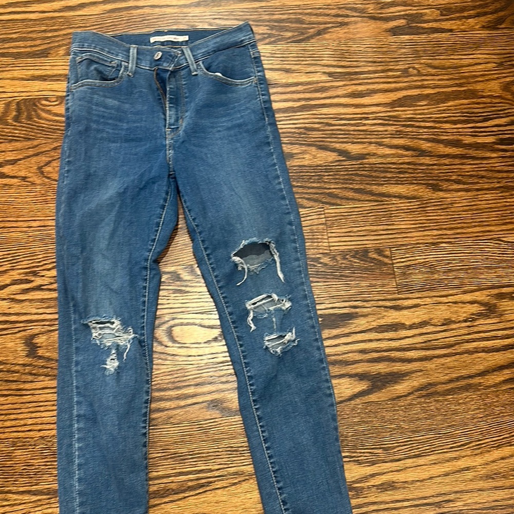 Levi’s High Rise Skinny Jeans